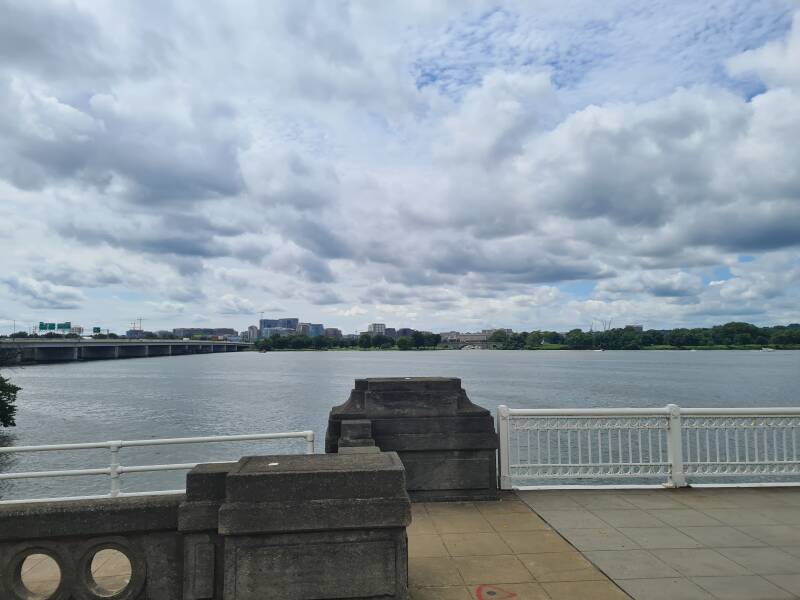 Tidal Basin (M)