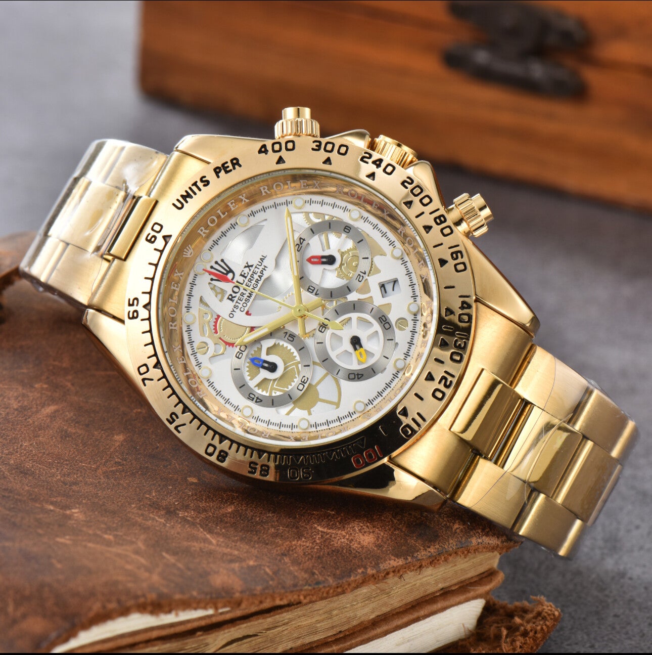 Rolex Cosmograph Daytona yellow gold with a white dial
