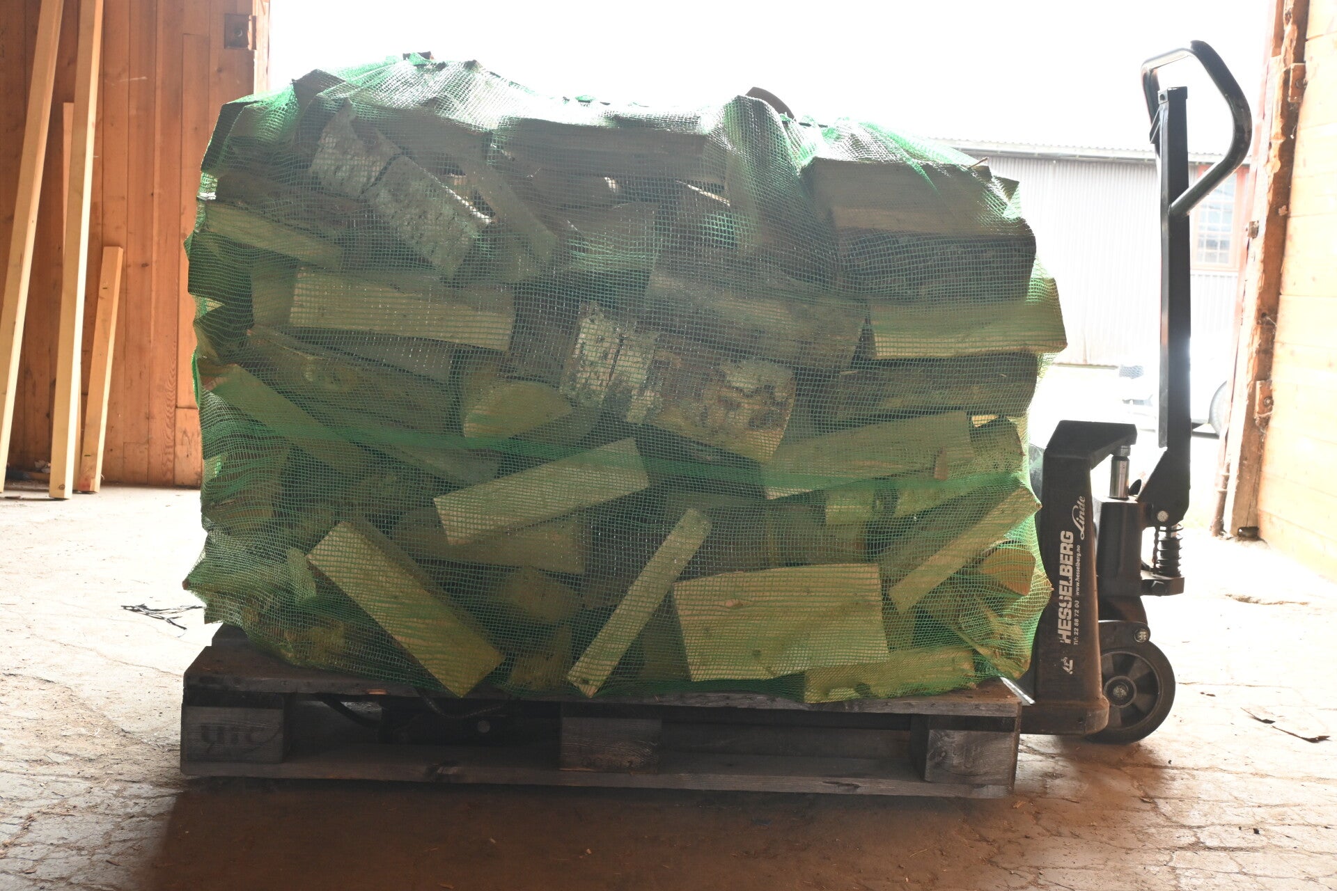 Bjørkeved 1.000 Liter