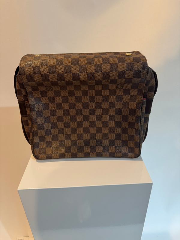 Louis Vuitton Damier Ebene Messenger Bag
