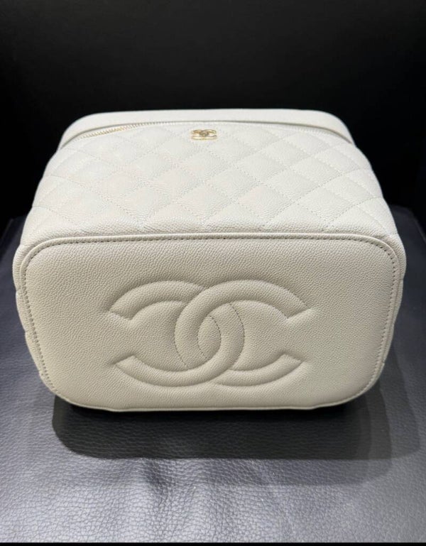 Chanel Caviar Quilted Large Vanity Pouch Light Grey