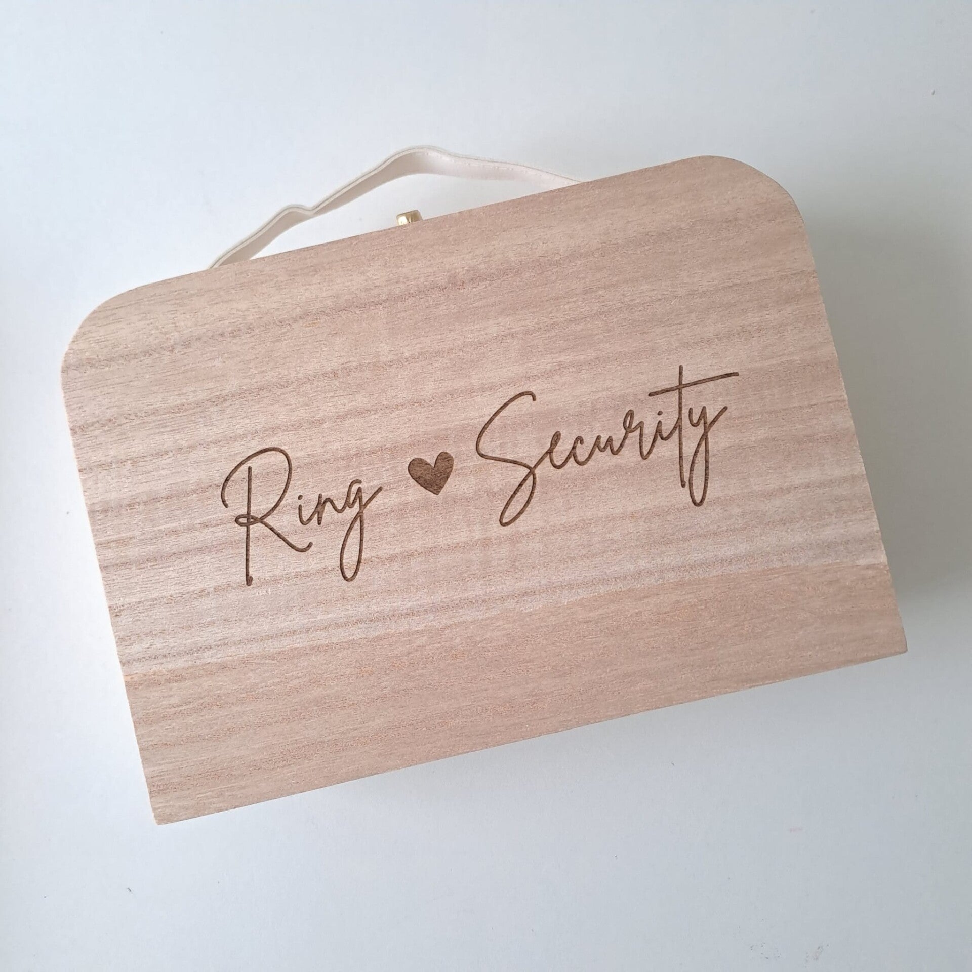 Houten koffertje | Ring security