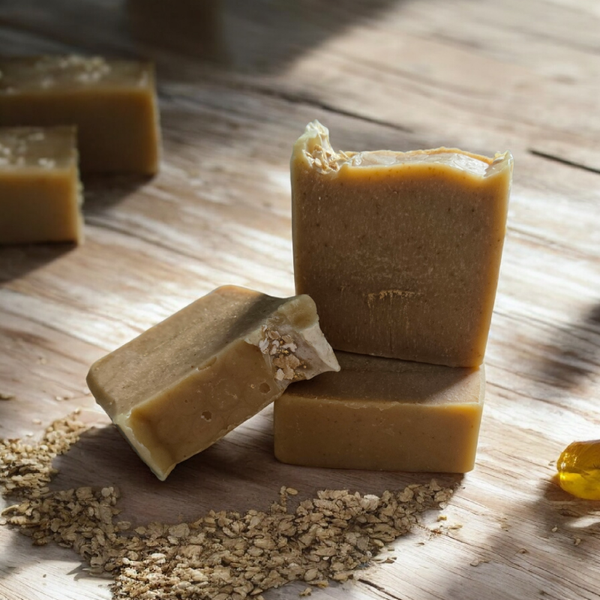 Oats and honey exfoliating bar