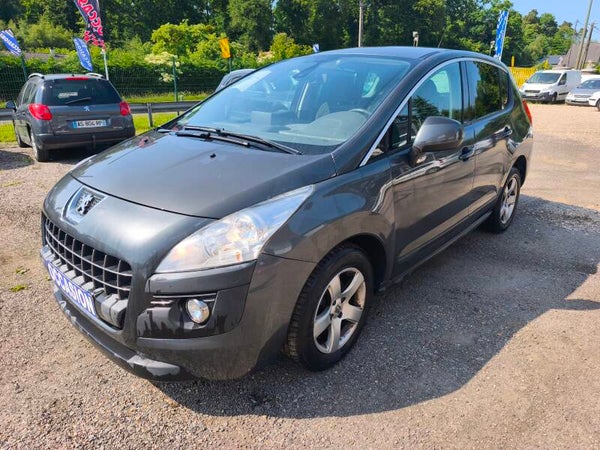 PEUGEOT 3008(2013)