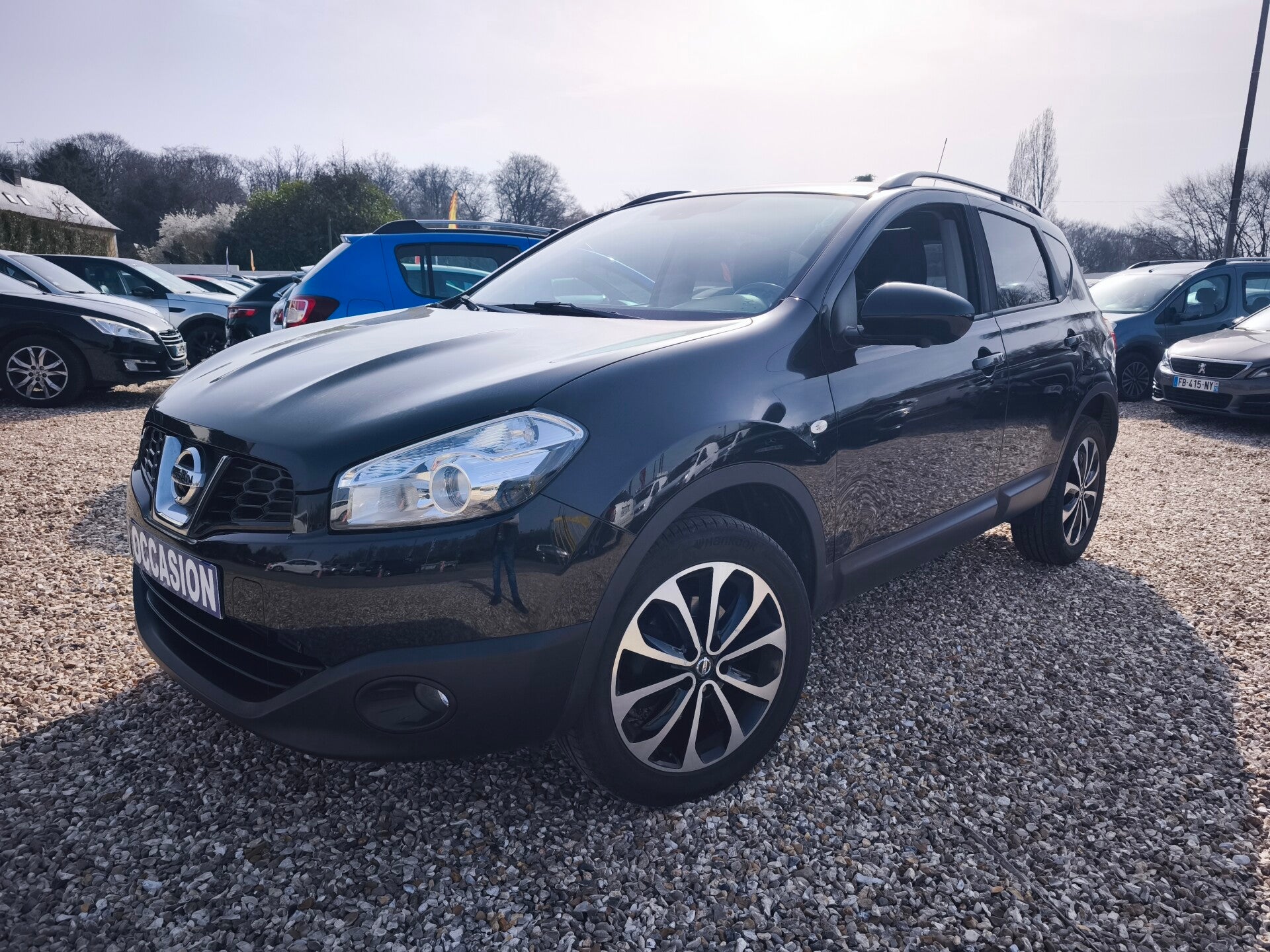 NISSAN QUASQAI  (2014)