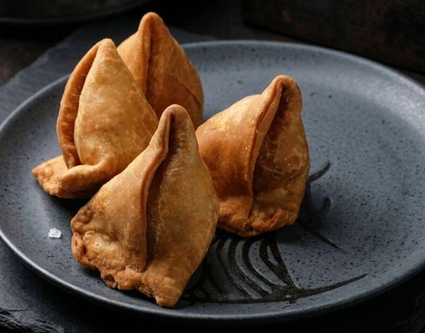 Veg Samosa ( 4 Pieces )