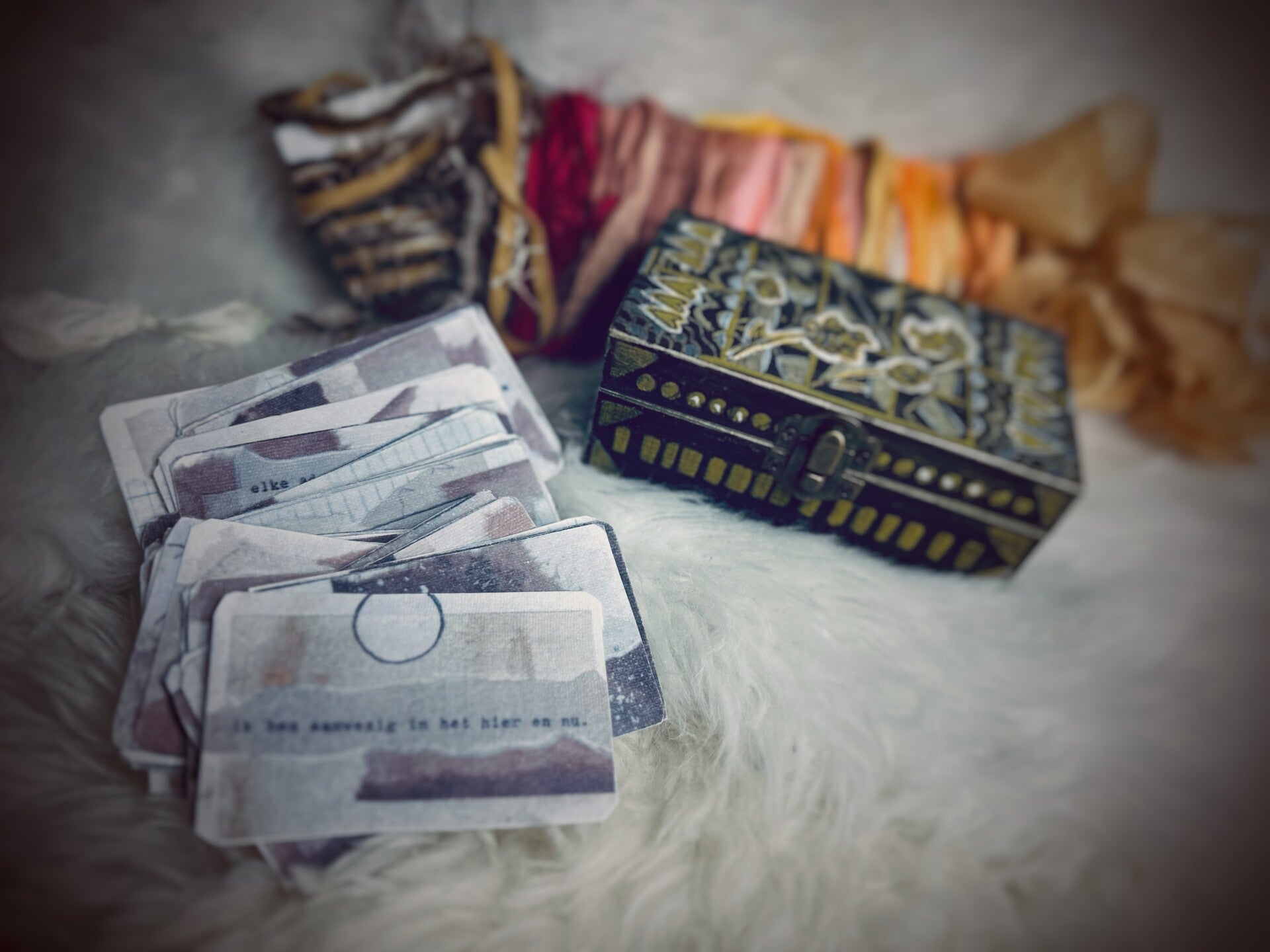 - Leef met Intentie. What you intend, you invite -