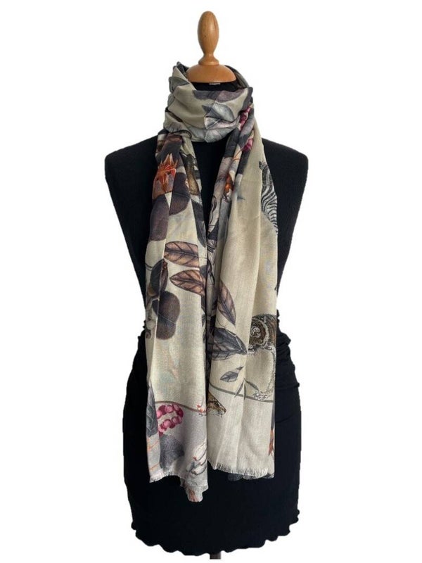 HIGHFIELD SHAWL DESSIN “ANIMAL” ZIJDE 70CM X 180CM – OFFWHITE