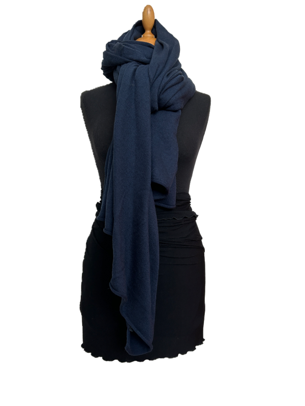 HIGHFIELD SHAWL GEBREID, GROTE LUXE OMSLAGDOEK JEANS, 90 X 210CM