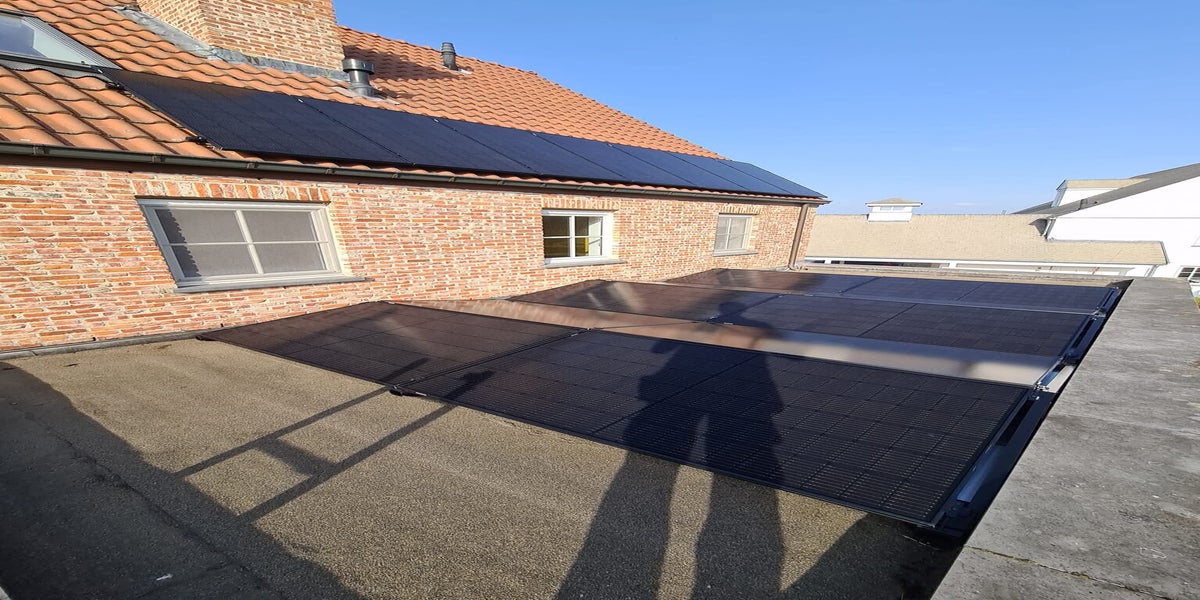 Zonnepanelen installatie DNR Technics