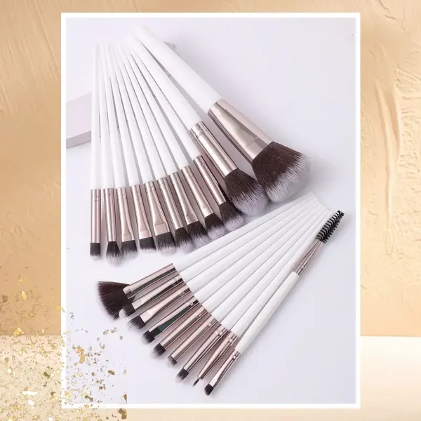 20 MEIKKISIVELTIMEN SETTI – Siveltimet kasvo- ja silmämeikkiin