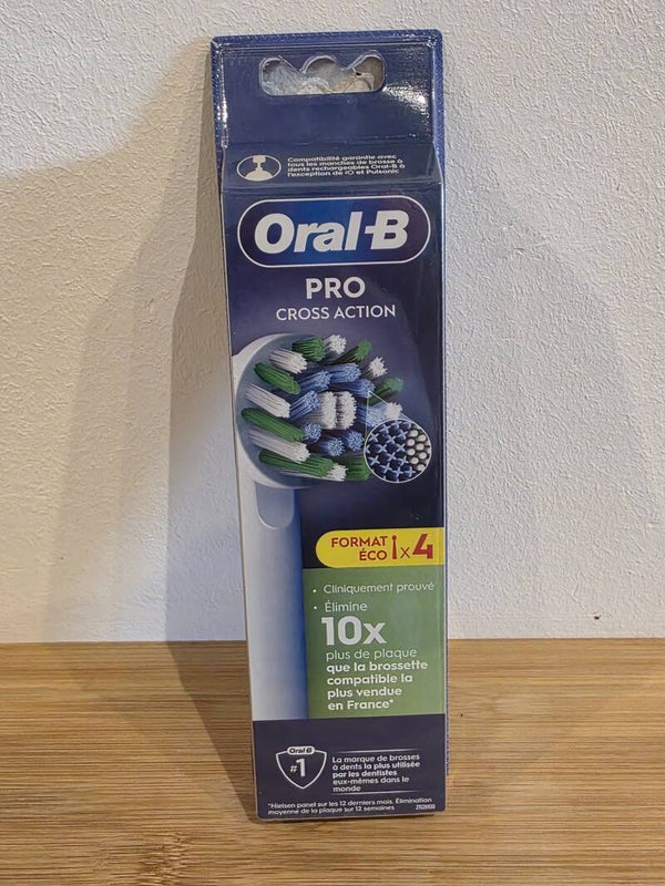 Oral b cross action