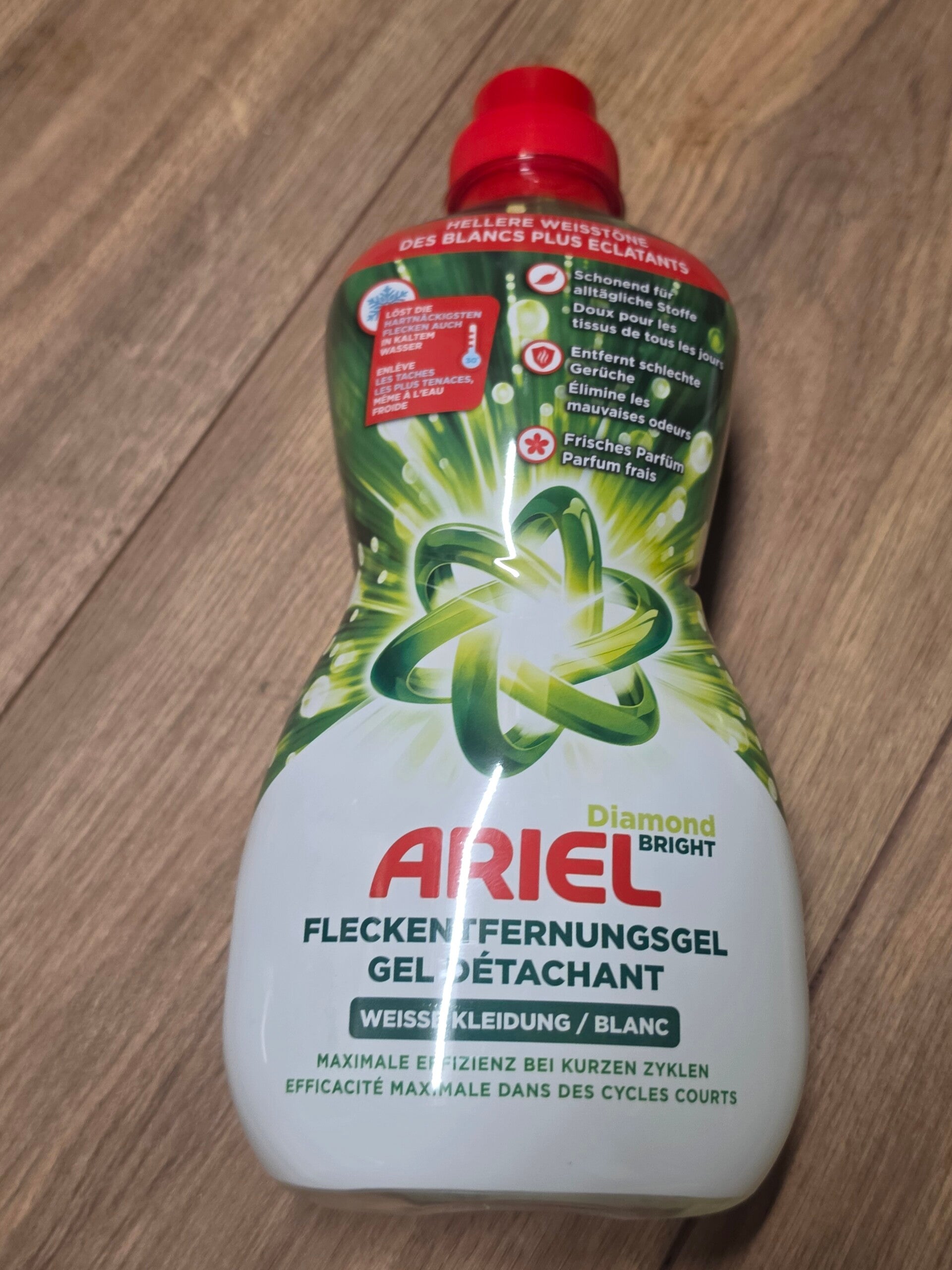 Gel ariel détachants blanc