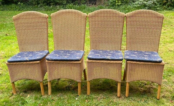 Nice 4 Riten vintage chairs