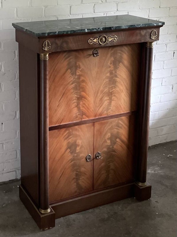 Antieke secretaire