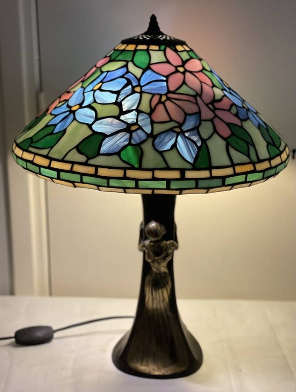Art Deco Tiffany lamp