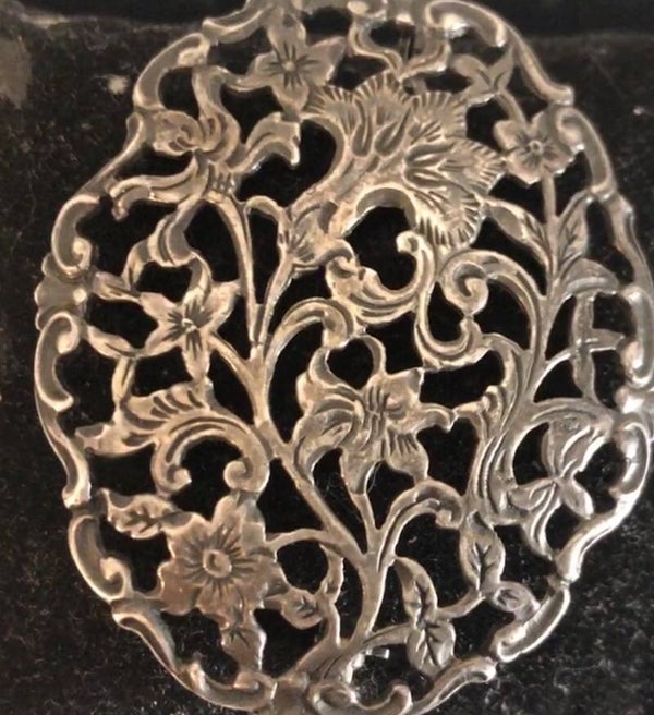 Antieke zilveren broche