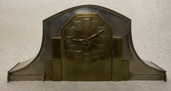 Zilverkleurig/ koperen schoorsteenpendule