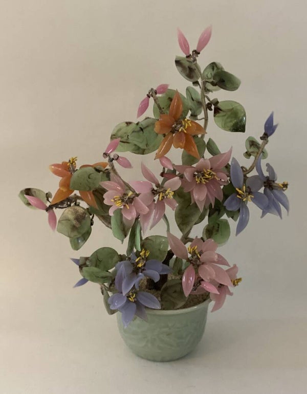 Bonsai boompje van edelstenen