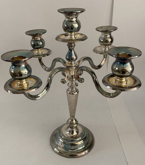 Verzilverde kandelaber