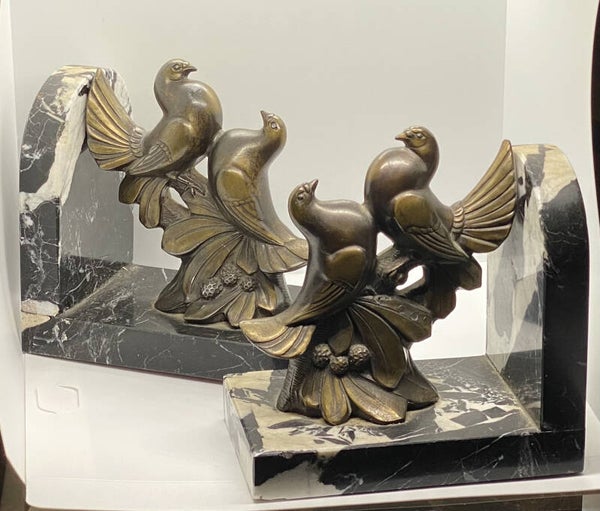 Art Deco bronzen / marmeren boeksteunen