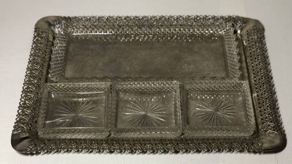 Kristal op verzilverde dienblad