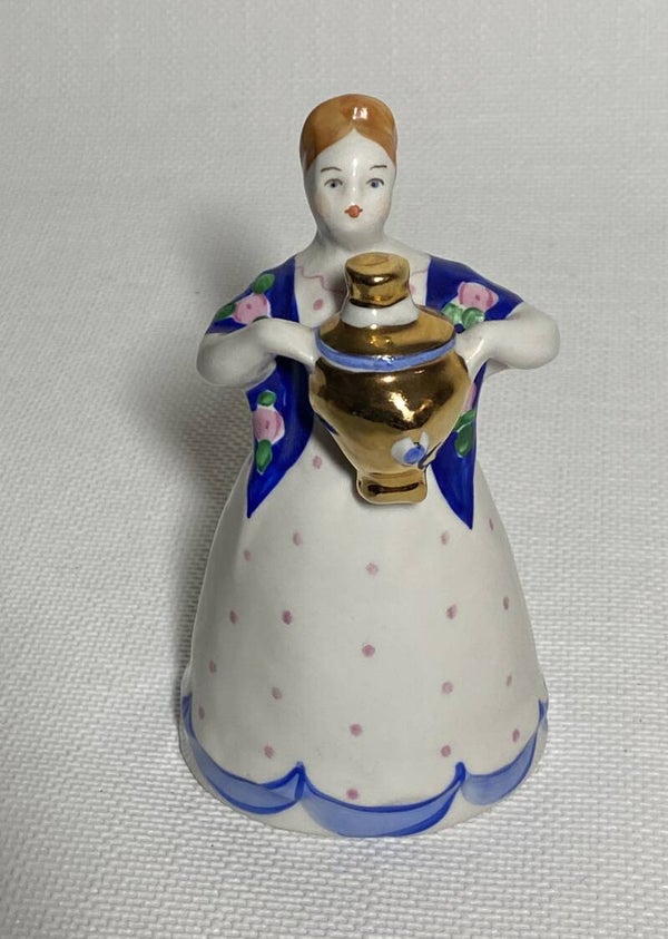 Dulevo porseleinen sculptuurtje van een dame