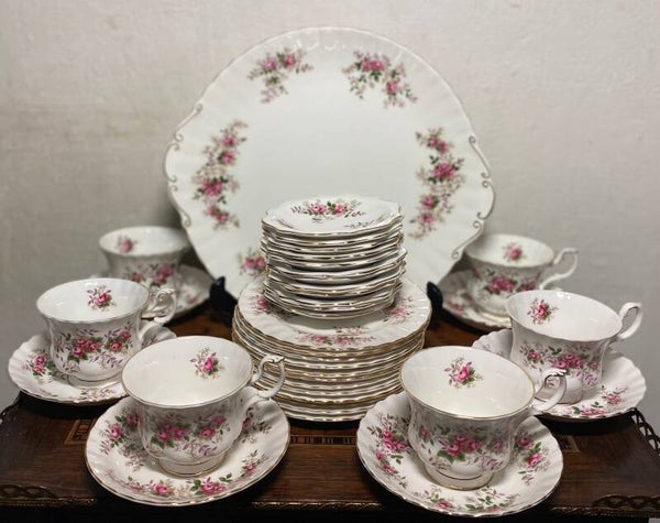Royal Albert ‘Lavender Rose’ servies