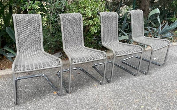 4 grijze design vintage stoelen