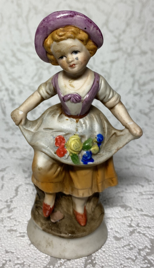 Napo porseleinen beeldje