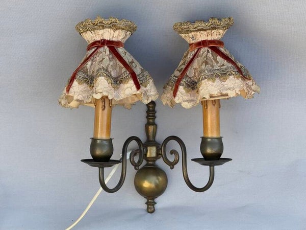 Mademoiselle de Paris” lampshade