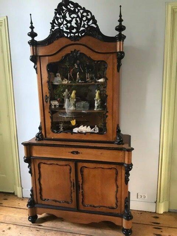 Houten Willem III kast