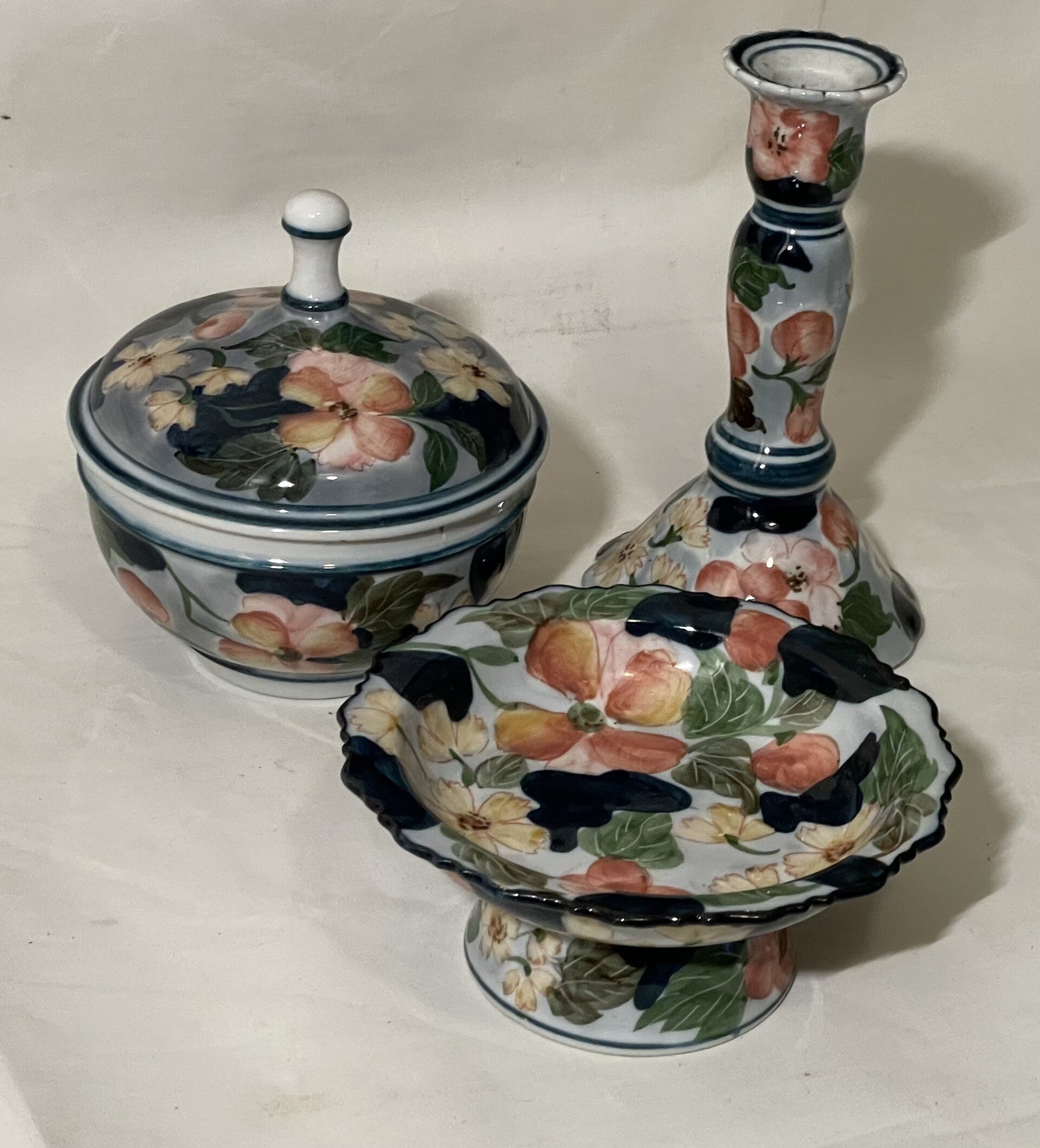 Porseleinen bloemrijke set