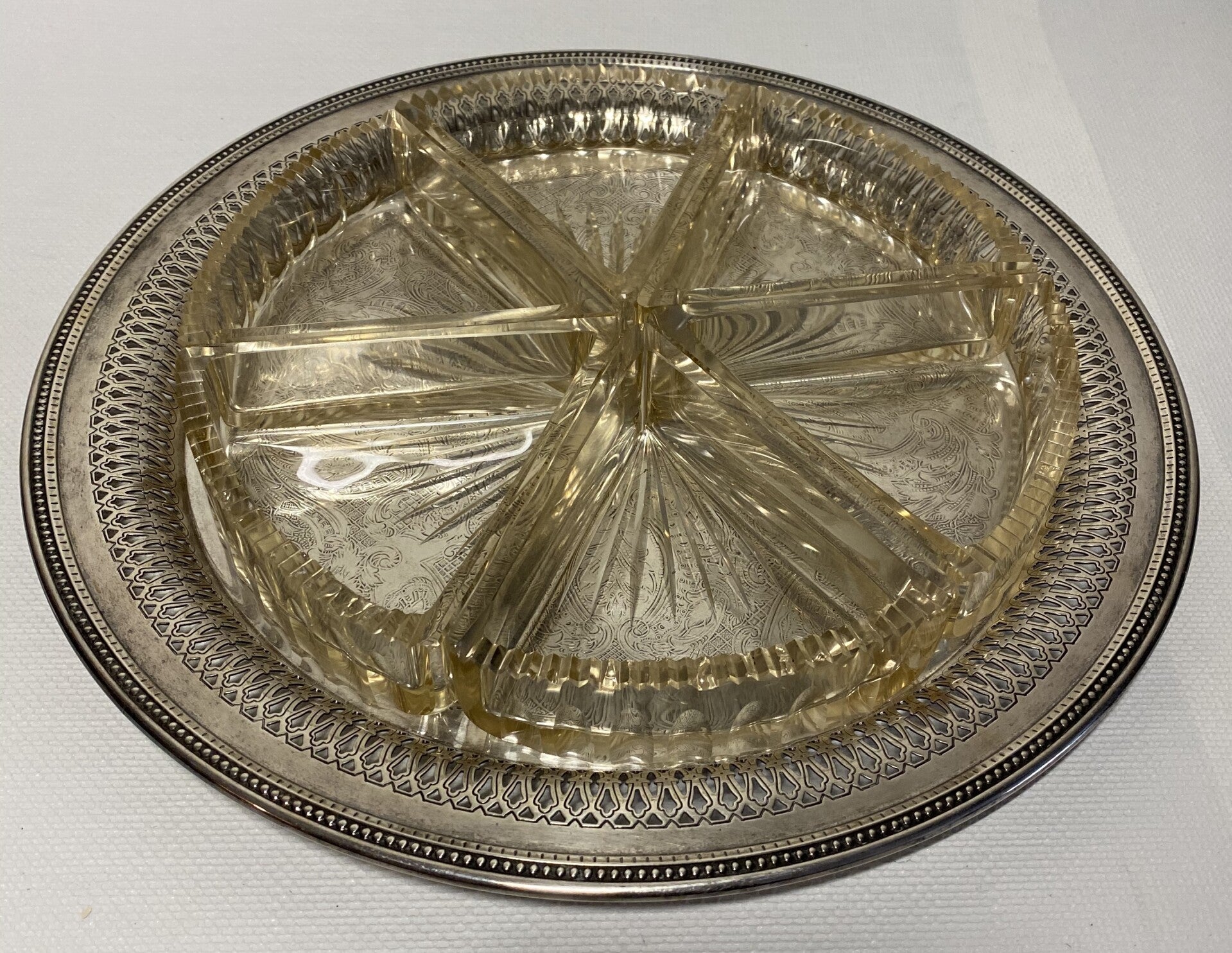 Oneida verzilverde dienblad met kristal 