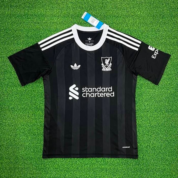 Liverpool 25/26 Black Goalkeeper Top