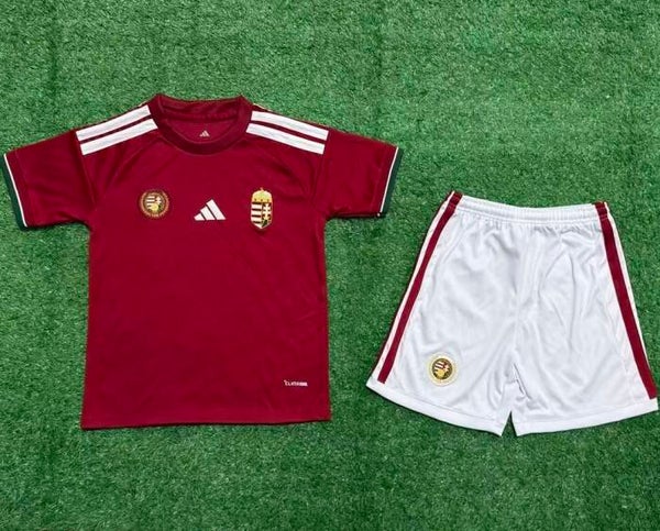 Hungary 26/27 Home Kit