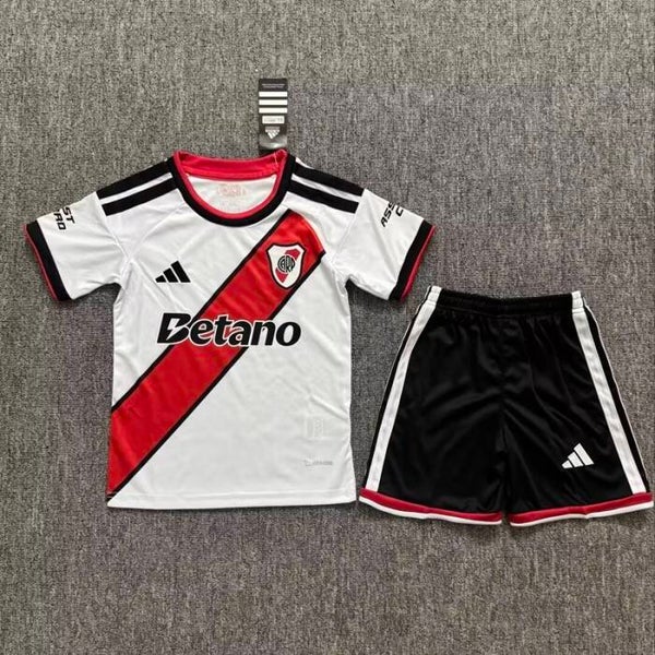 River Plate 26/27 Home Kit