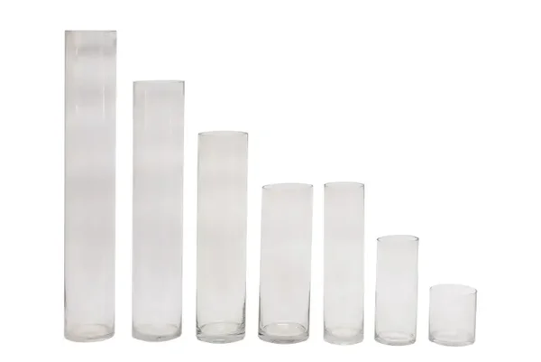 Cilindros de vidrios diferentes tamaños