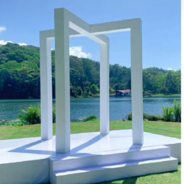 Gazebo en forma de X