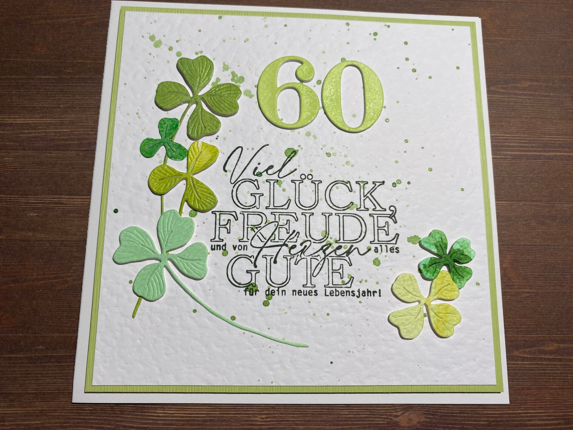 runder Geburtstag: Glücksklee 60