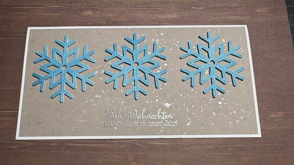 Weihnachten: Schneesterne in der Reihe - Blautöne