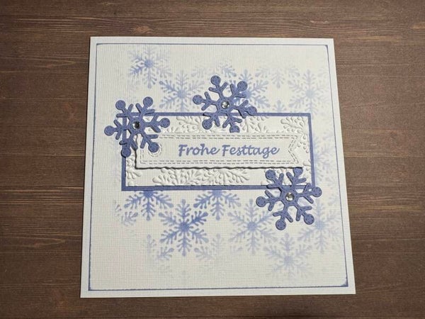 Weihnachten: Schneekristalle lila 2