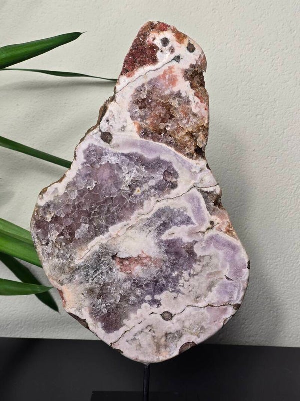 Roze amethist op standaard nr74G