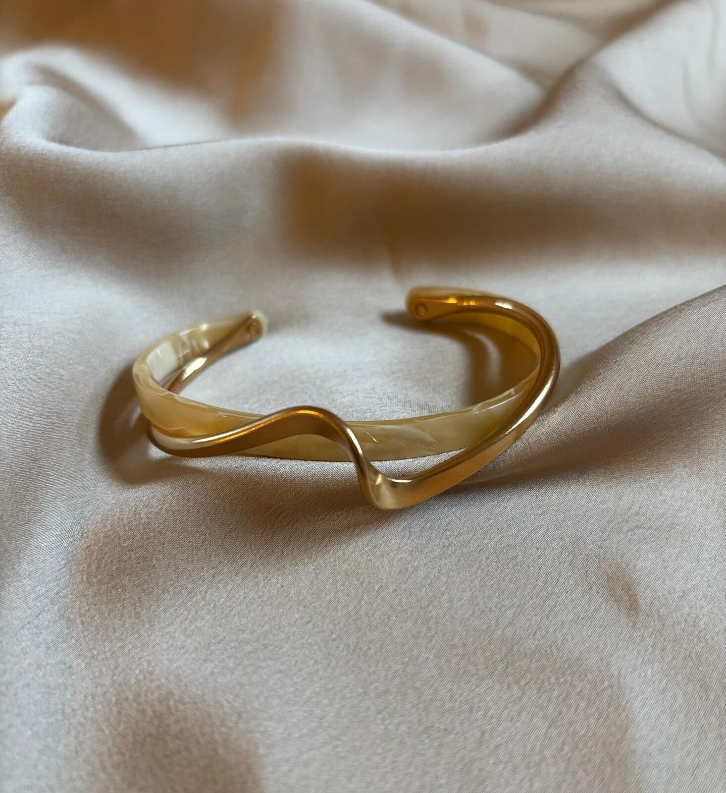 Eternal Wave Armreif