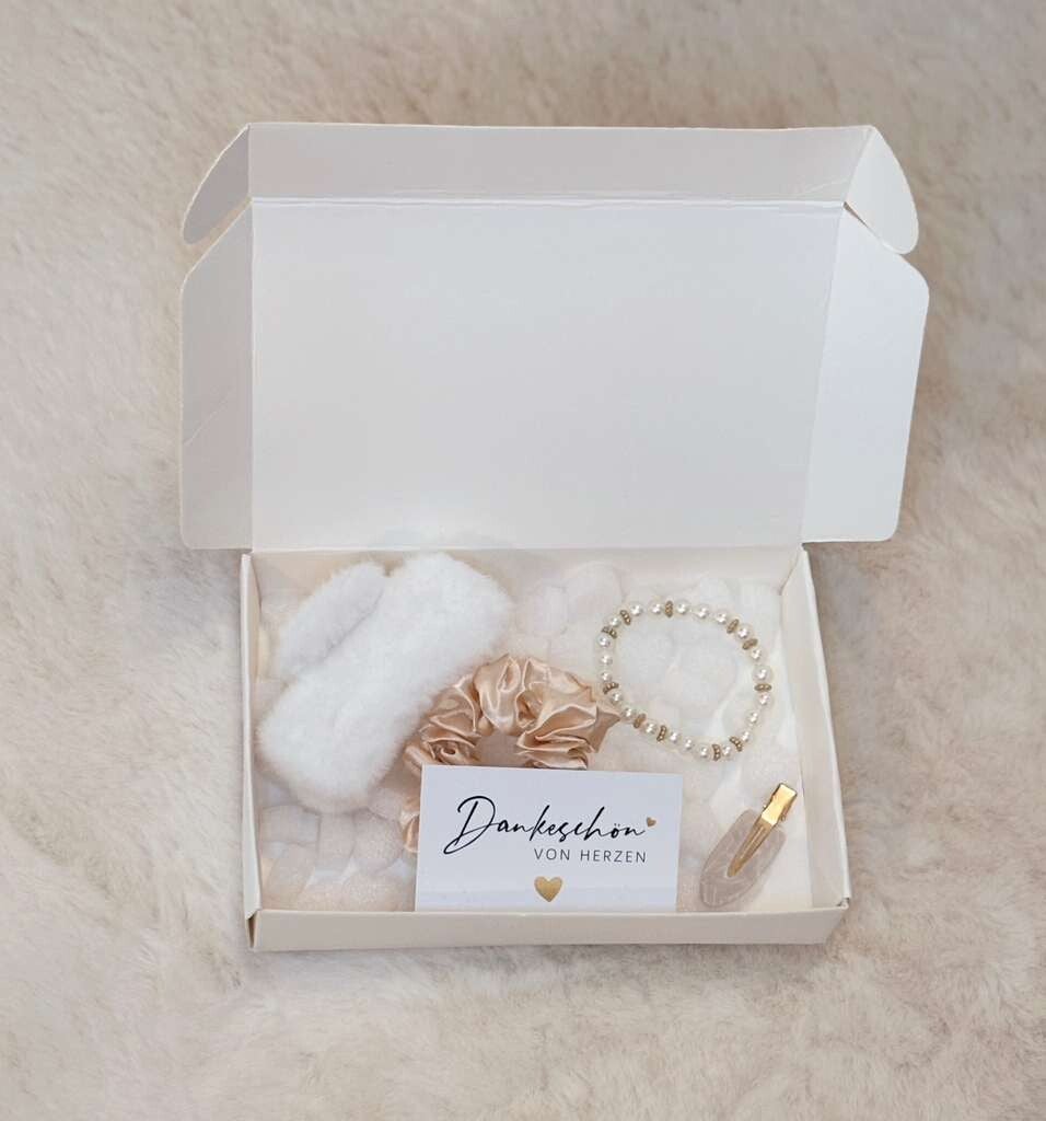 Girly Box Snow Blossom