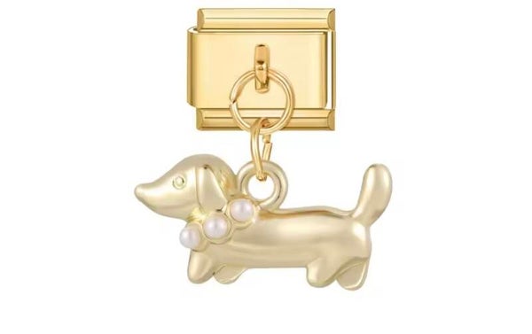 Golden Pearl Dackel Charm