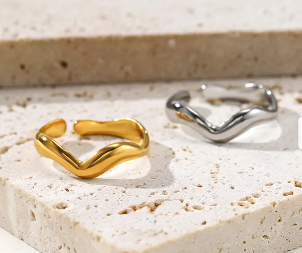 Eternal Flow Ring