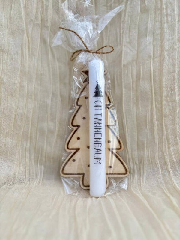 Holz-Tannenbaum mit Weihnachtskerze – festliches Geschenk