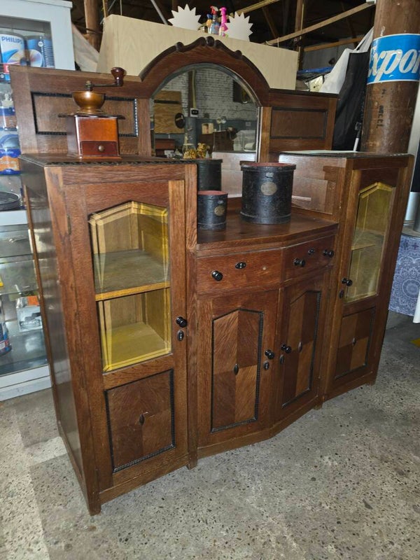 Antieke kast