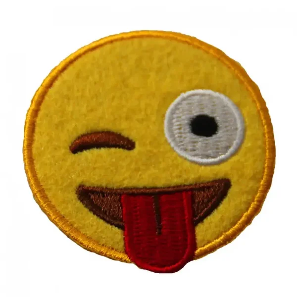 Emoji embleem - Knipoog met tongetje